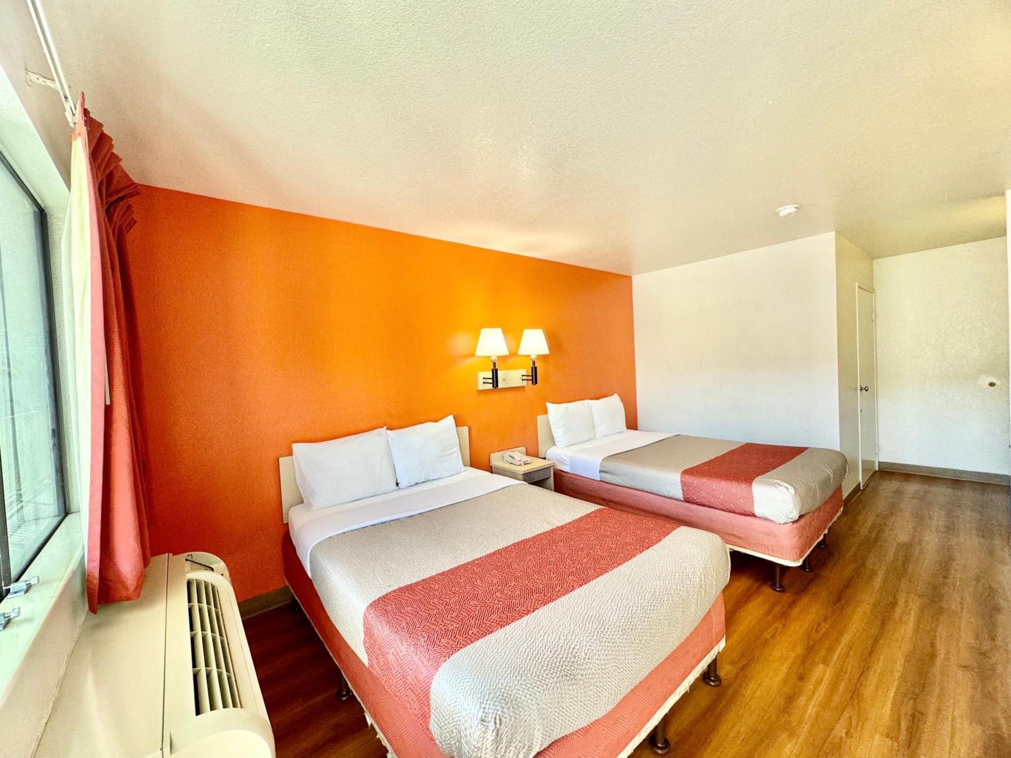 Motel 6-Bellflower, Ca - Los Angeles Exterior photo